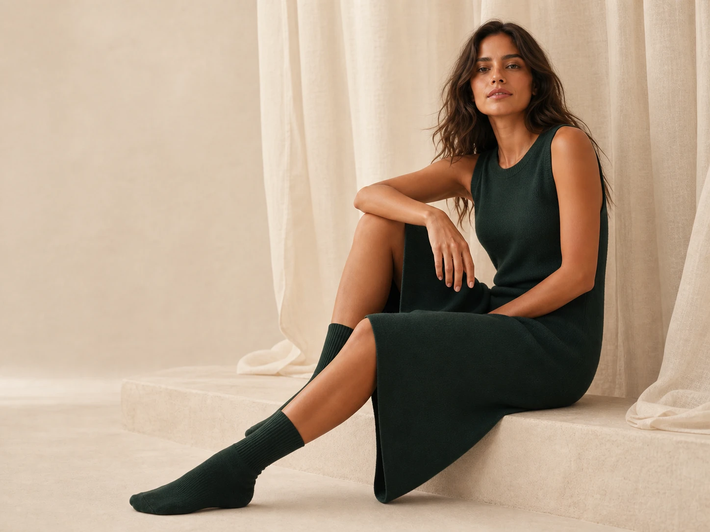 Modelo com peça em malha verde